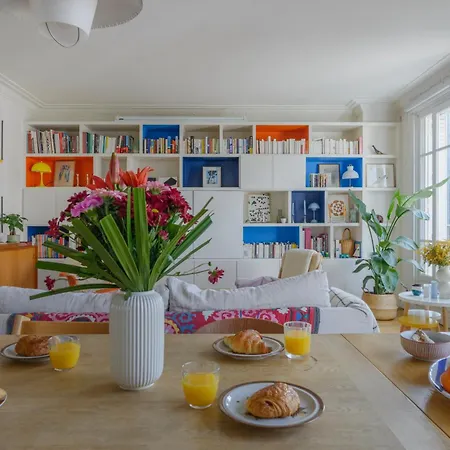 Апартаменты Les Amandiers *