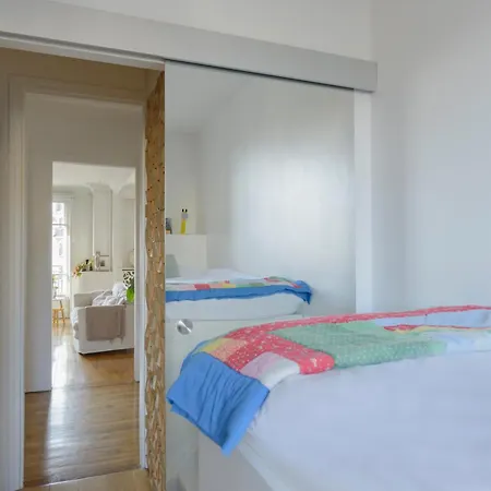 Апартаменты Les Amandiers Париж